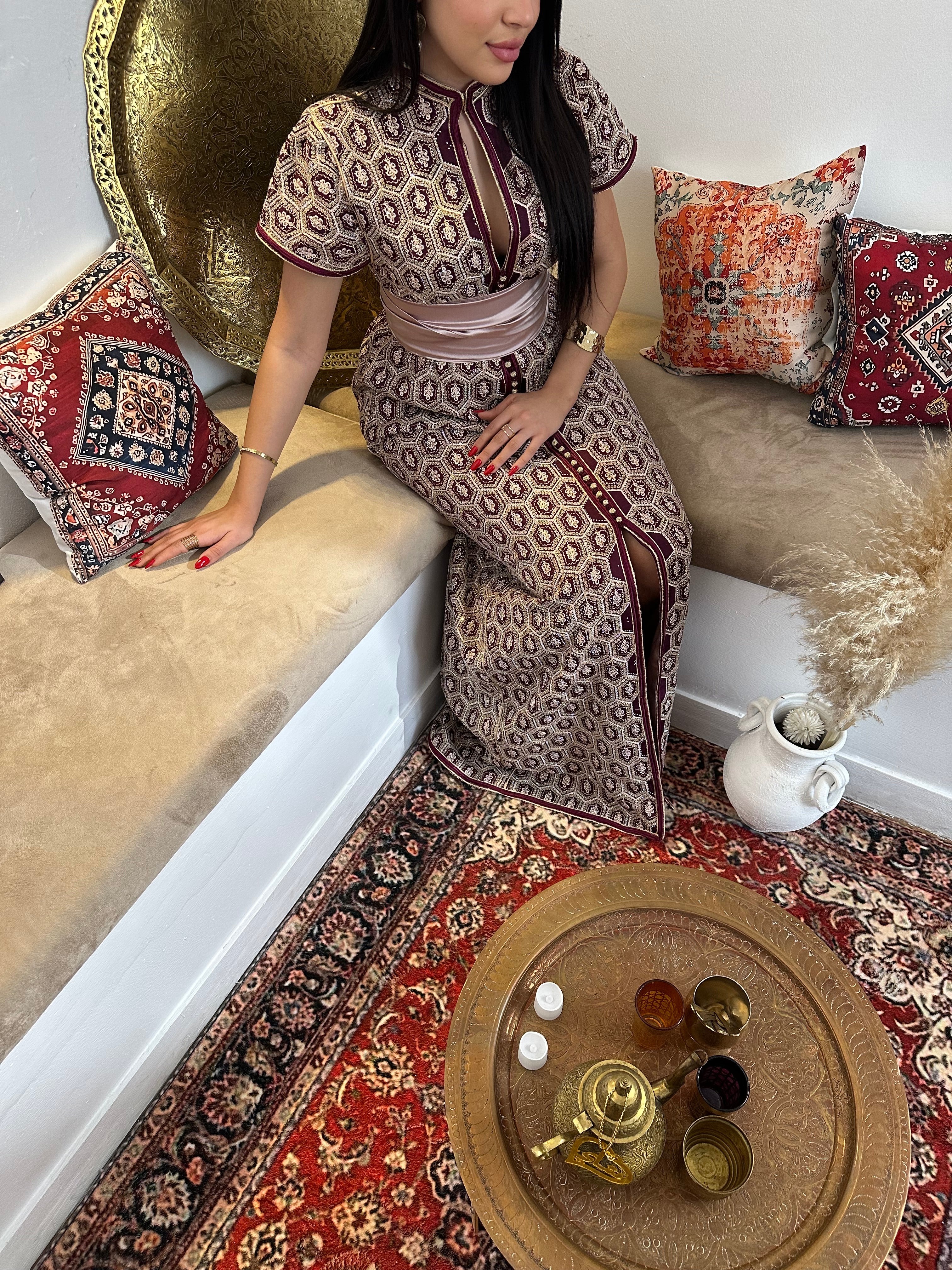 CAFTAN ROYAL